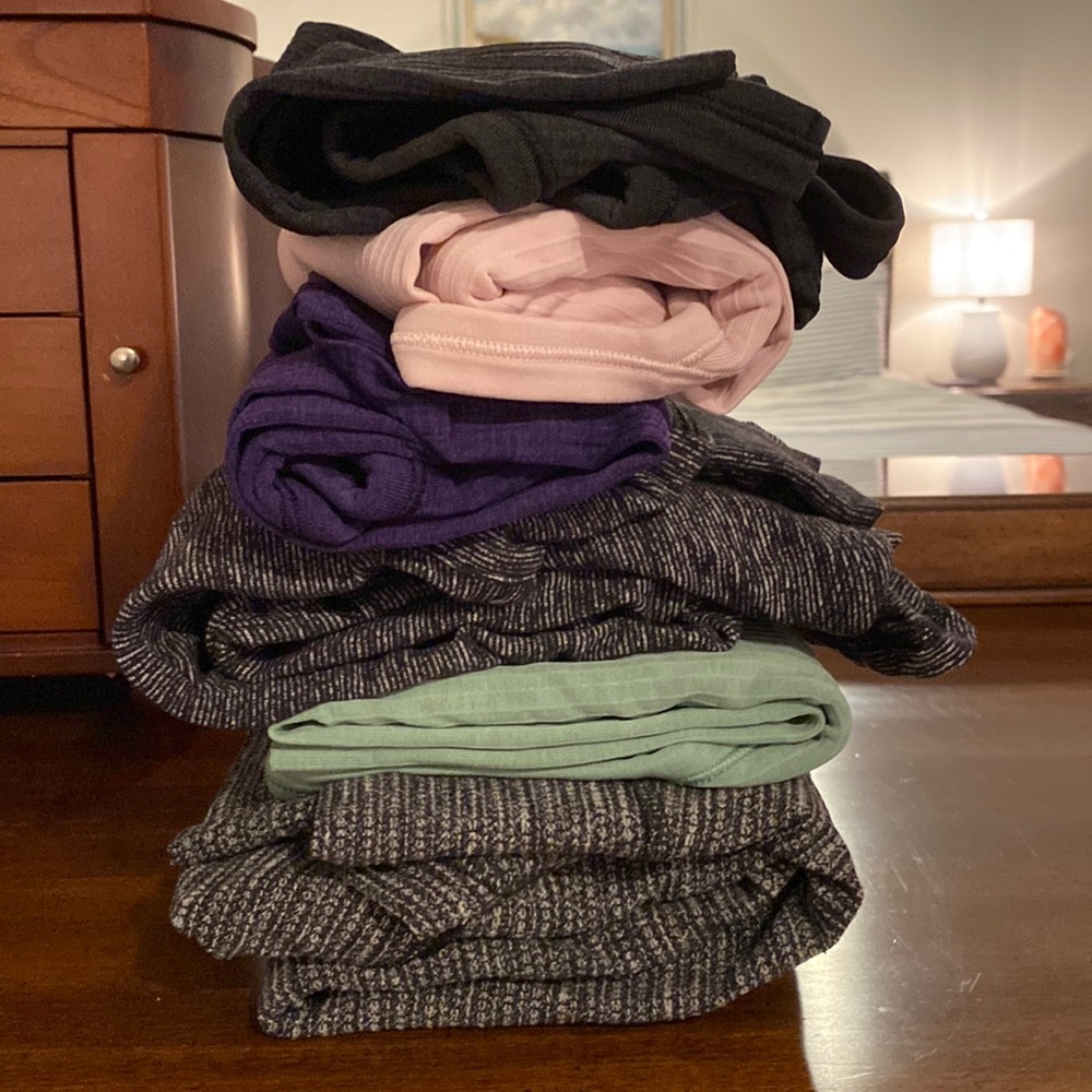 Tons of Light or Rarely Worn Lululemon! Open to Offers and Fast Shipping!